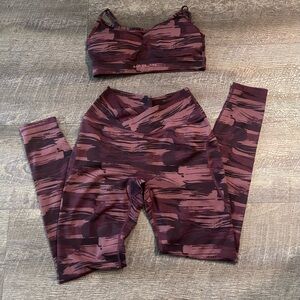 Alphalete surface power leggings and sport bra matching set size small